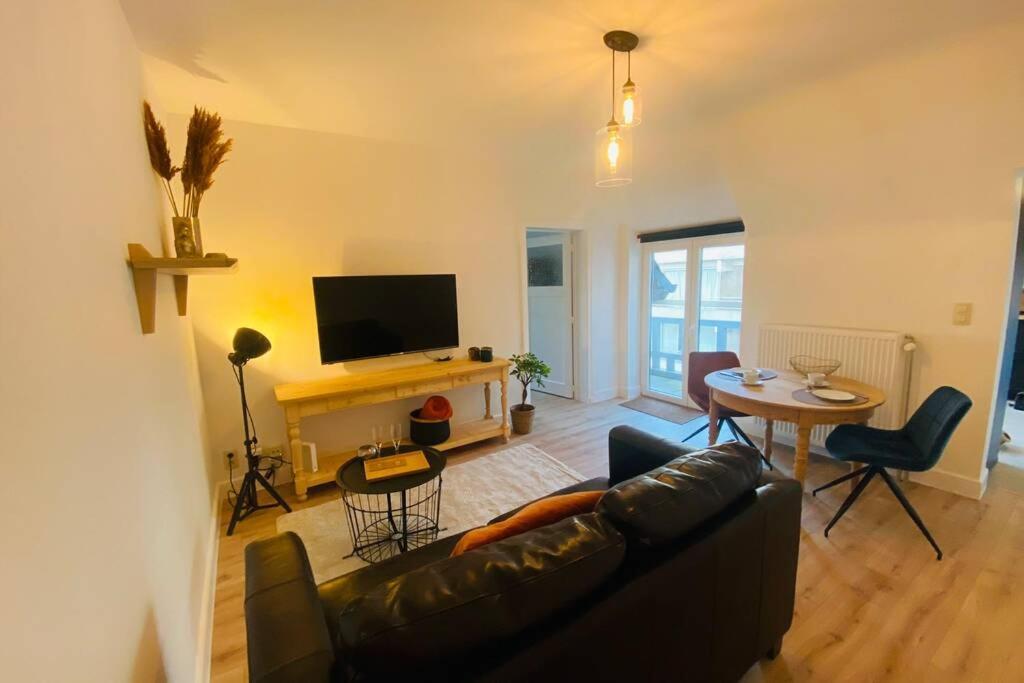 Recently Renovated Appartement 150M From The Beach デ ハーン エクステリア 写真